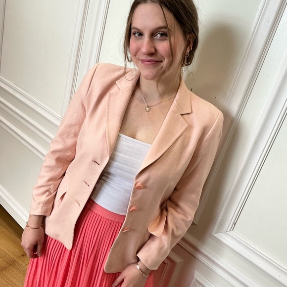 Escada beautiful pale pink cashmere blend blazer - Picture 5 of 14
